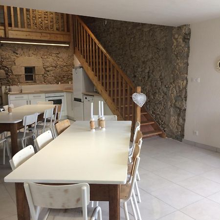 Le Petit Monty Gite Cote Jardin Saint-Malo-du-Bois Exterior foto